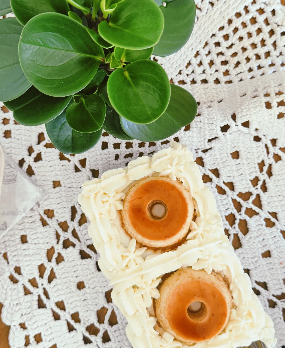 Brazilian flan cake with dulce de leche